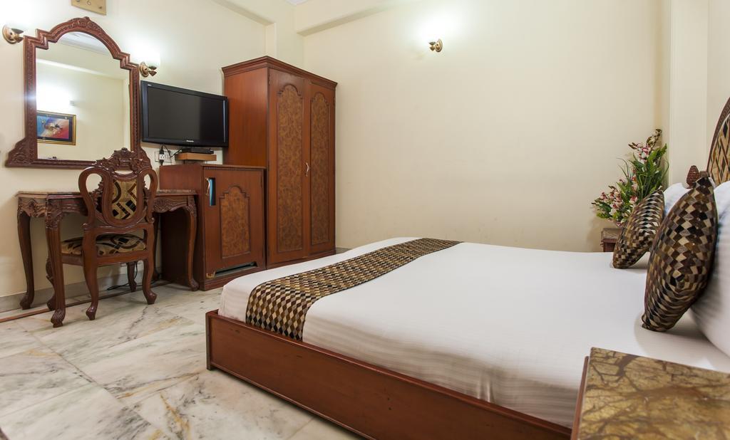 Hotel Sunstar Residency Delhi  Dış mekan fotoğraf