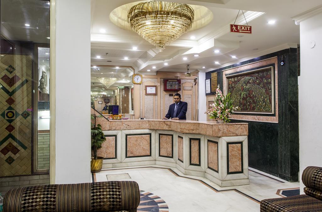 Hotel Sunstar Residency Delhi  Dış mekan fotoğraf