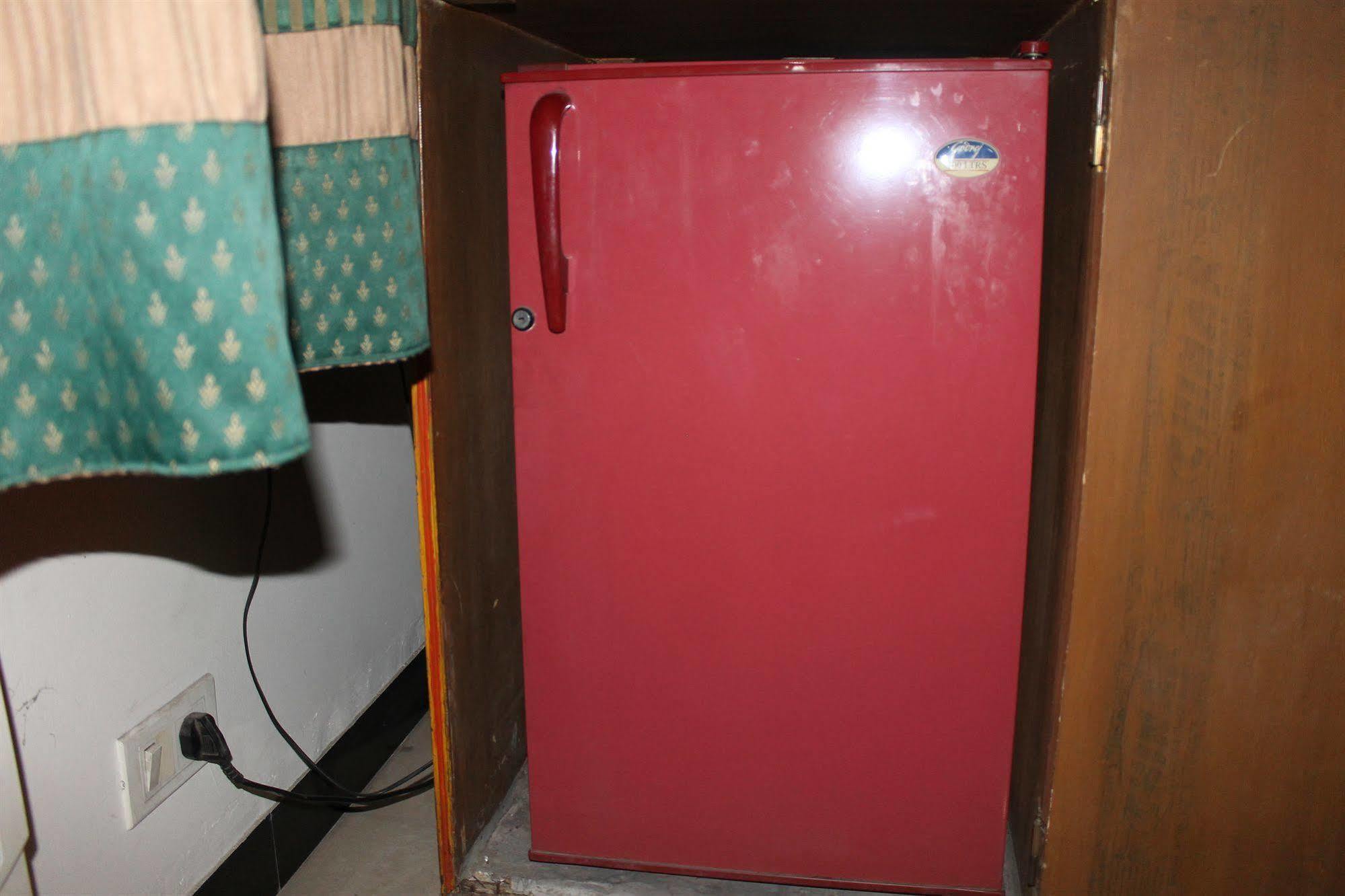 Hotel Sunstar Residency Delhi  Dış mekan fotoğraf