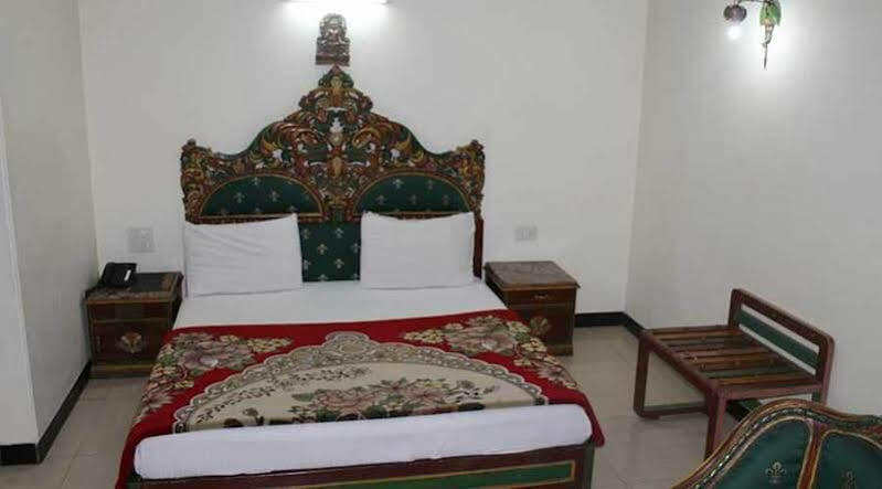 Hotel Sunstar Residency Delhi  Dış mekan fotoğraf
